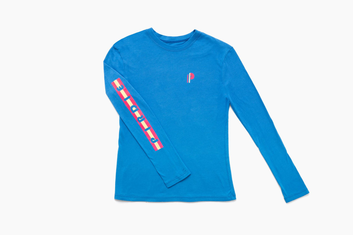 Pirdie longsleeve golf t-shirt in blue.